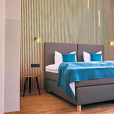 H24 Hotel